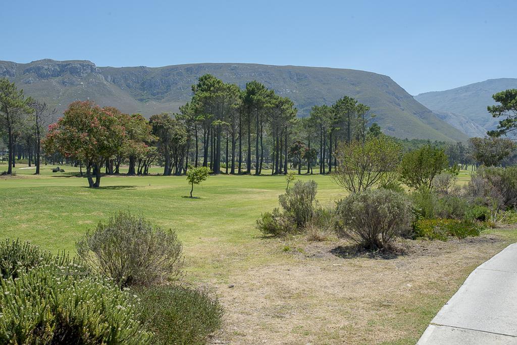 Fernkloof Fairways Villa ヘルマナス エクステリア 写真